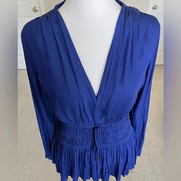 NWOT White House Black Market Long Sleeve Deep Purple Ruched V Neck Top Size S - Picture 2 of 11